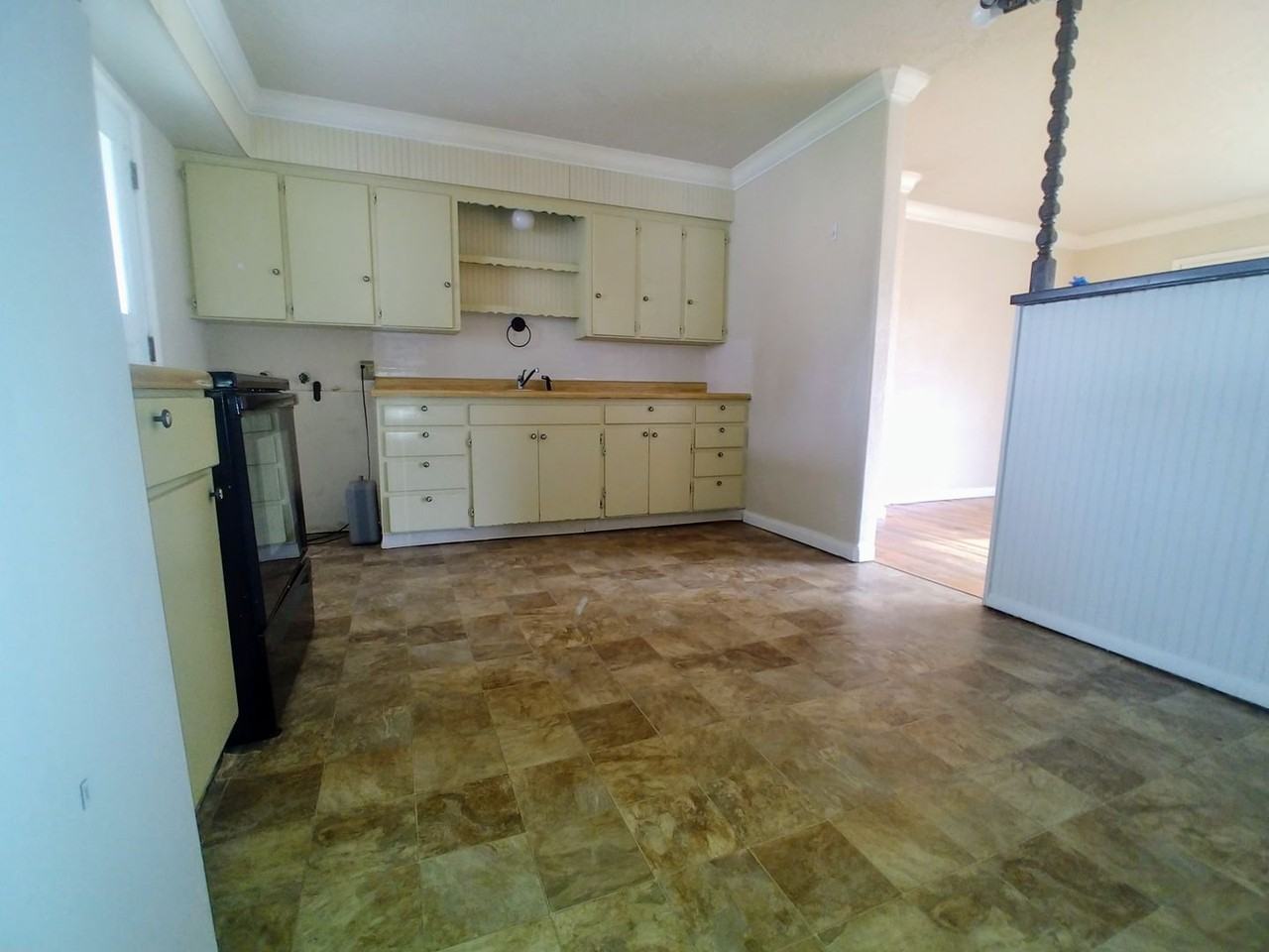 114 Palo Alto Dr - Photo 3 of 16