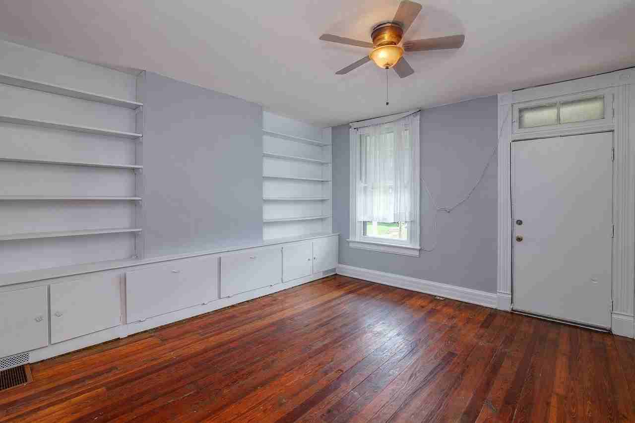 522 Probasco St - Photo 2 of 21
