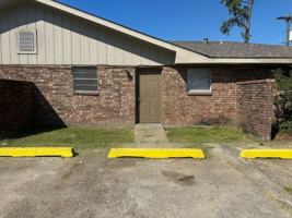 featured image of 279 Victoria Dr #14C