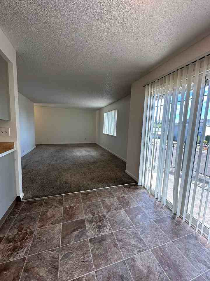 452-Trinity Apartments - Photo 4 of 35