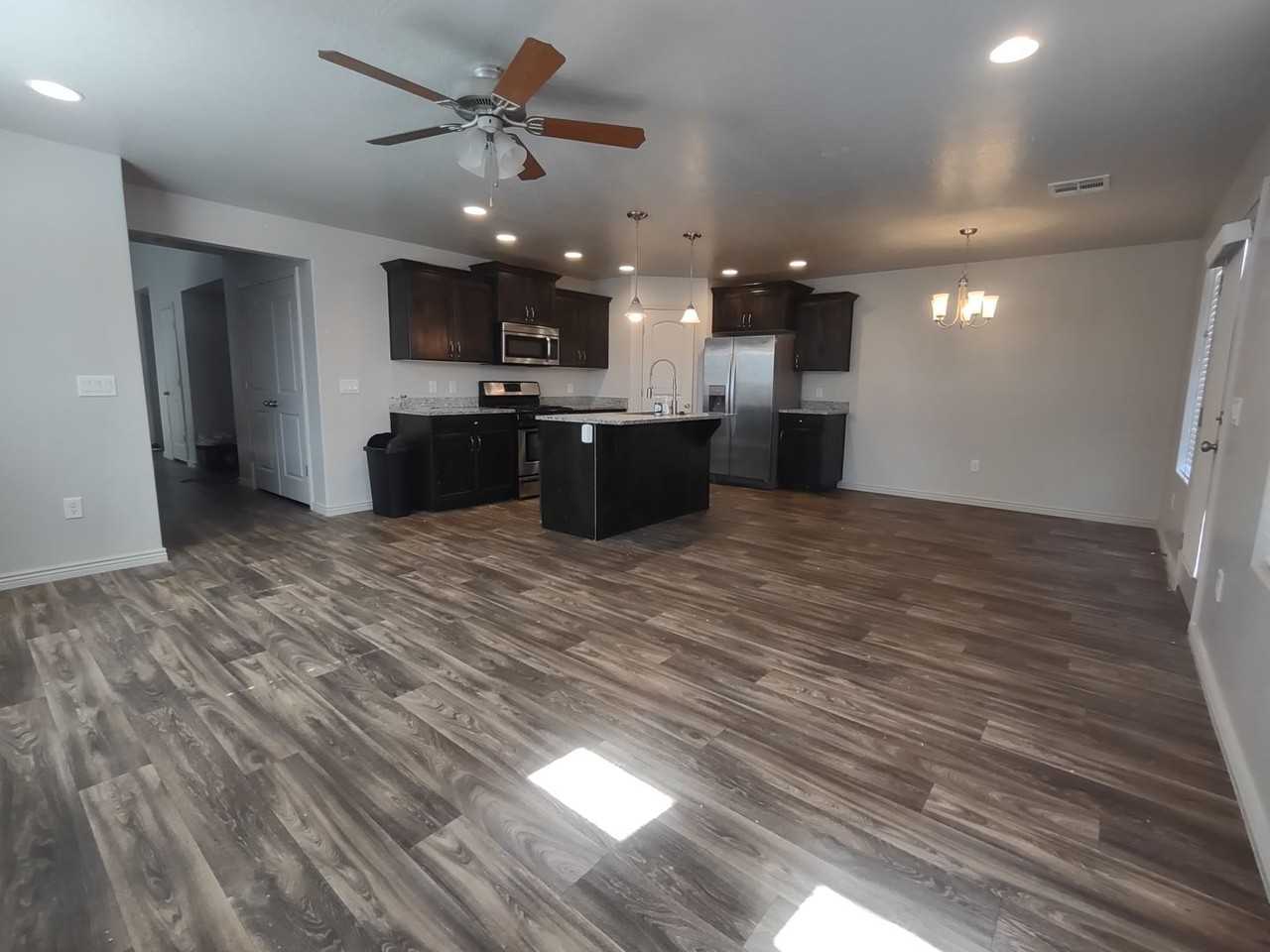 325 N Red Stone Rd #42 - Photo 7 of 7