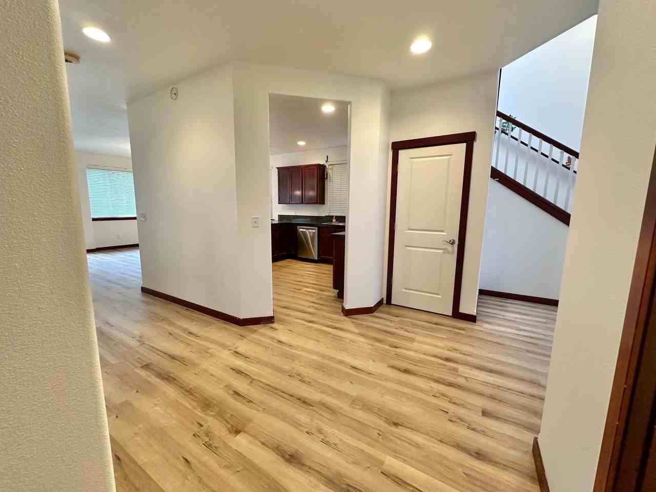 18410 42nd Ave Se - Photo 2 of 35