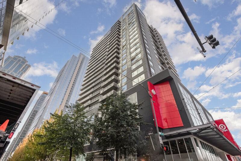 1415 2nd Ave #2105