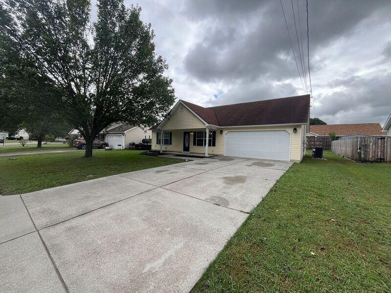 398 Colony Cir - Photo 2 of 22