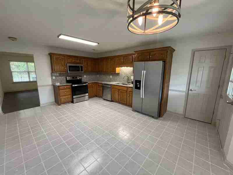 398 Colony Cir - Photo 3 of 22