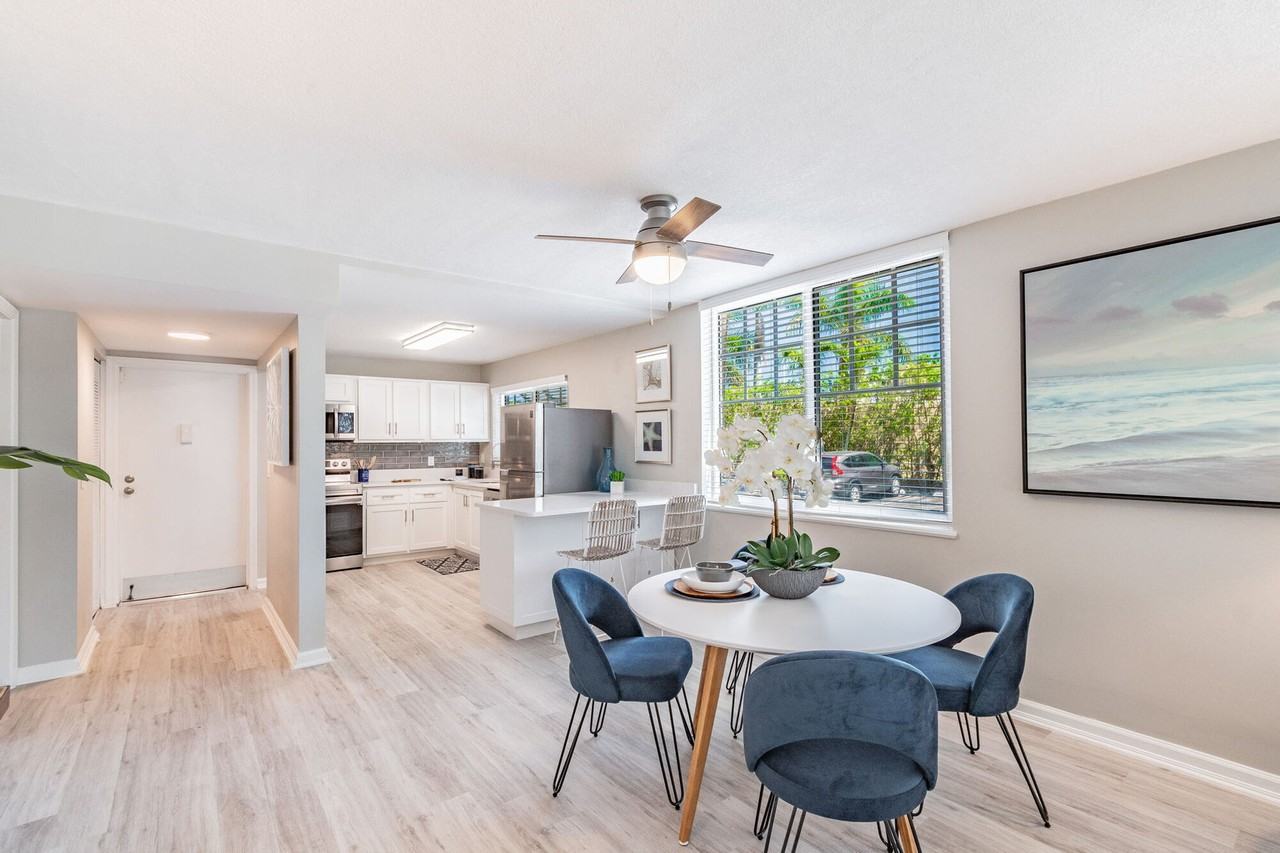 Bermuda Cay - Photo 7 of 37