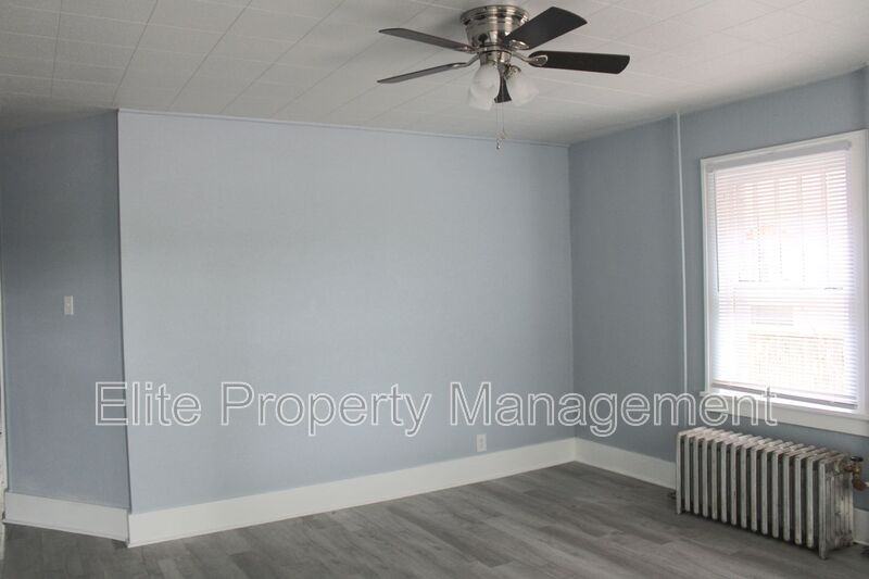 317 Colorado Ave - Photo 2 of 14