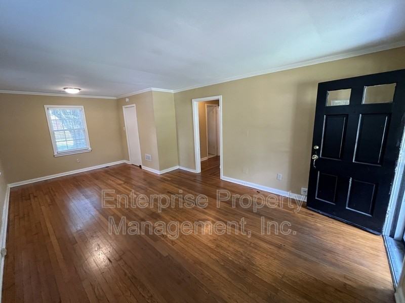792 Saint Nick Dr - Photo 6 of 23