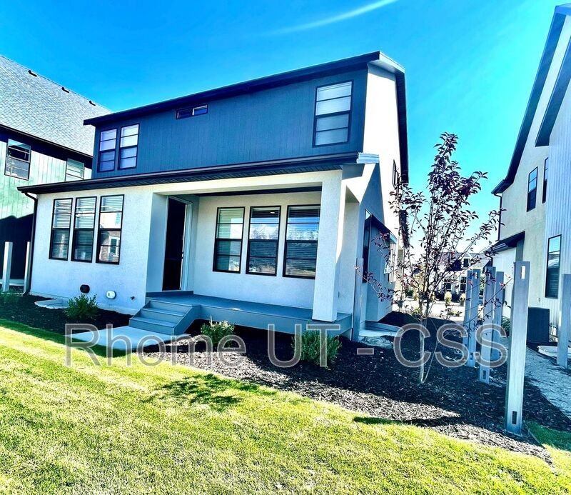 5066 W Elmfield Way - Photo 3 of 22