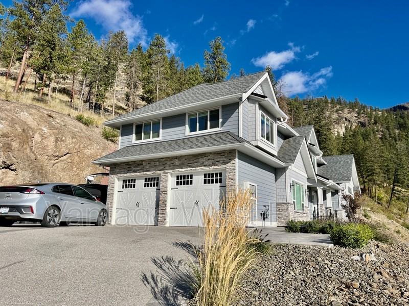 2401 Tallus Heights Dr - Photo 3 of 17