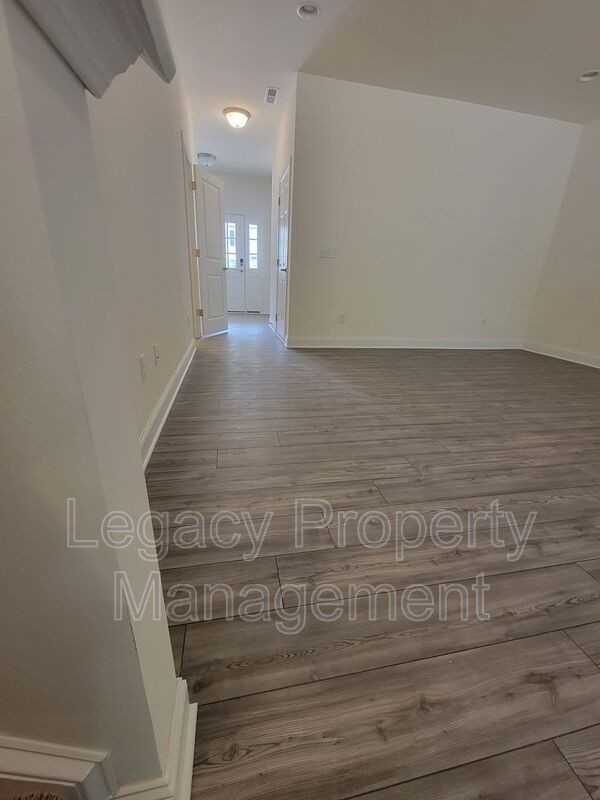 4317 Bethel Park Dr - Photo 5 of 13