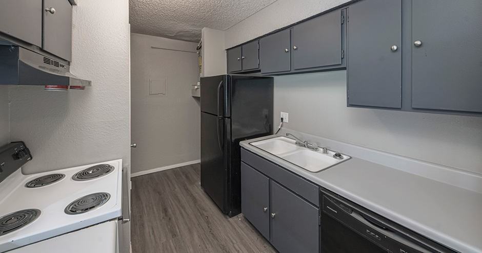 Stone Creek - Photo 3 of 32