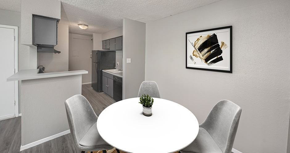 Stone Creek - Photo 4 of 32