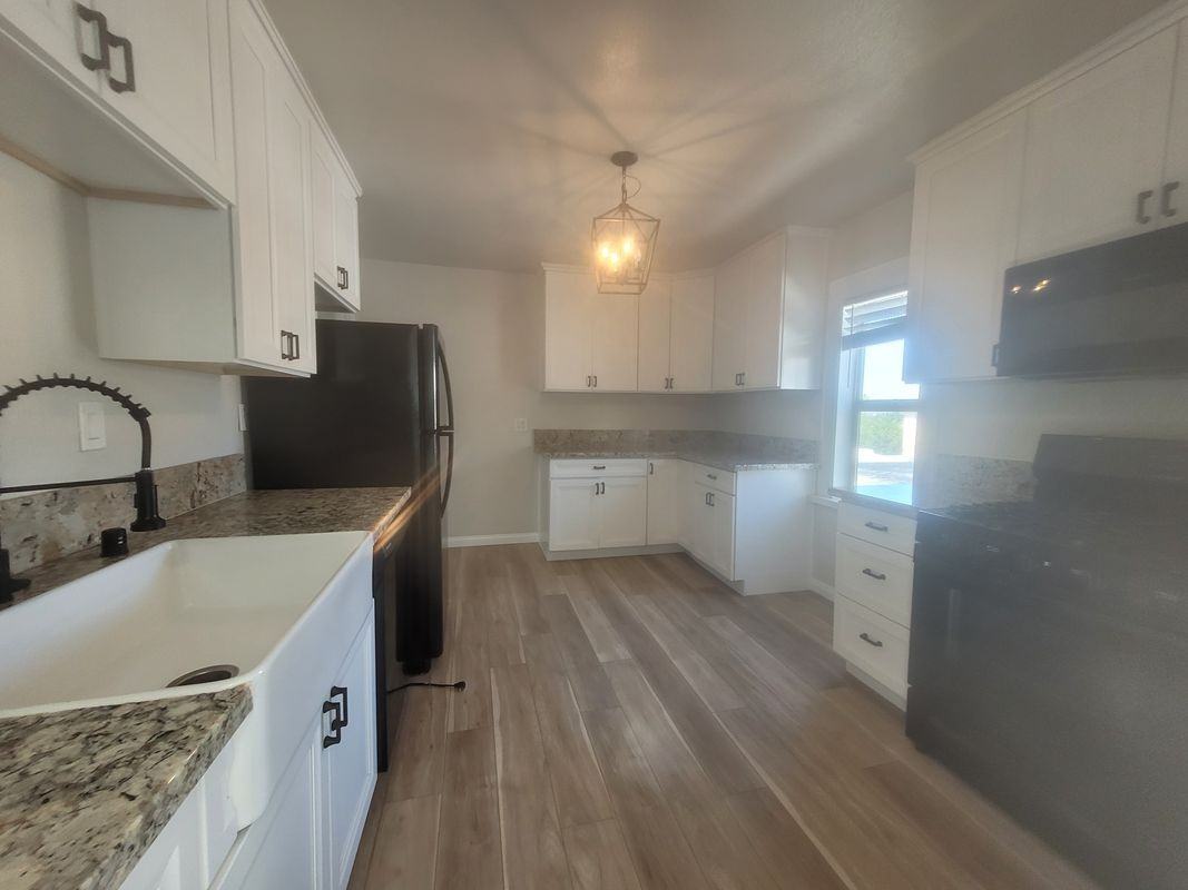 Cleveland Ave - Photo 4 of 17