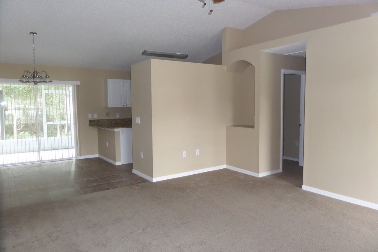 1760 12th St - Photo 2 of 16