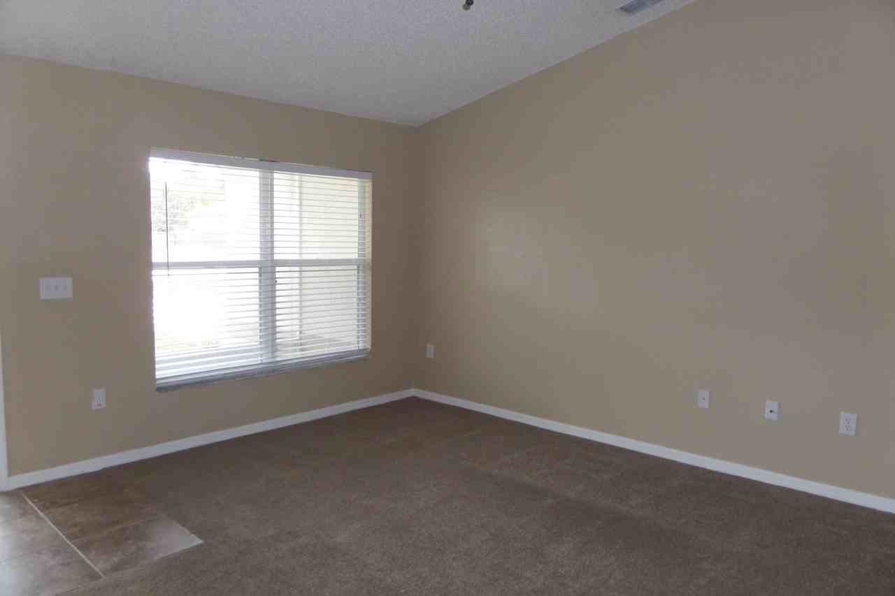 1760 12th St - Photo 3 of 16