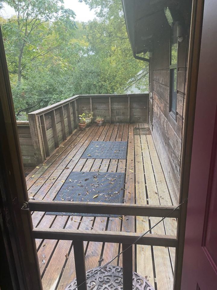 521 Morton Ave - Photo 3 of 24