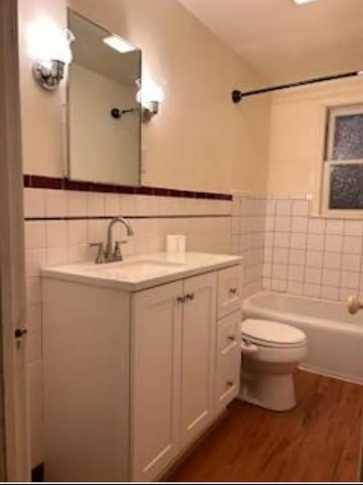 26 E Blaine St #26 - Photo 2 of 15