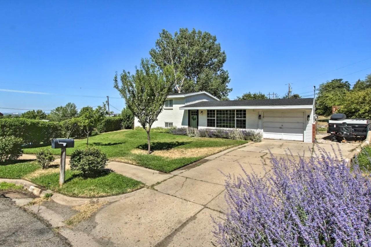 615 Hislop Dr #NA - Photo 3 of 39