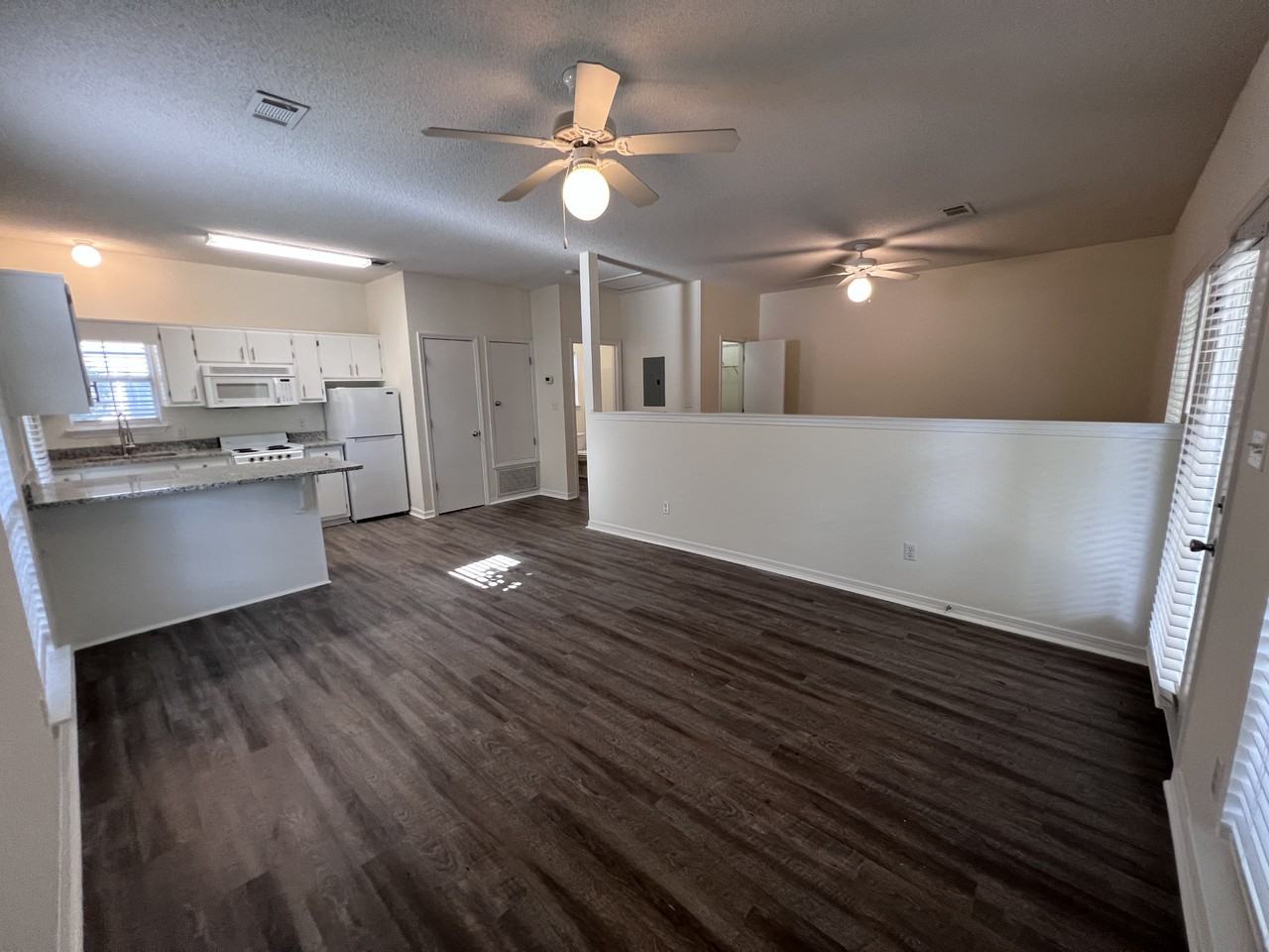 133 Kenai Cir #A - Photo 5 of 11