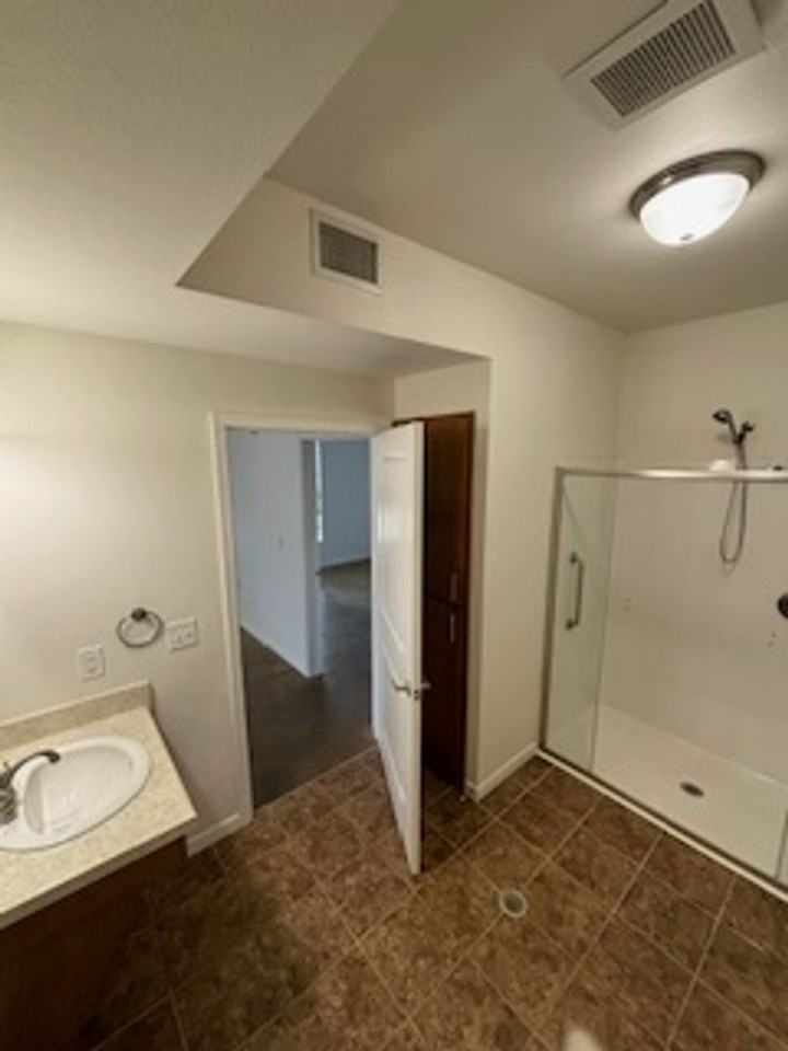 Renaissance Pointe - Photo 4 of 5