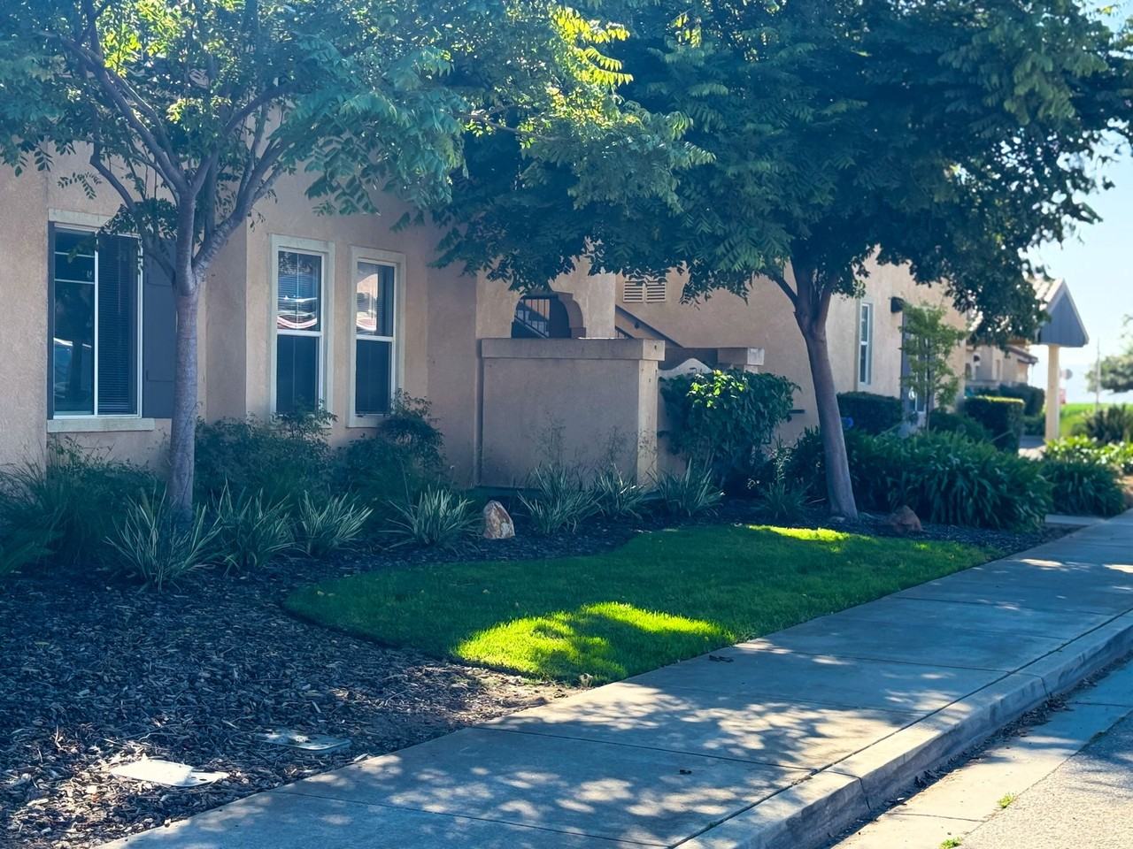 2220 Briar Creek Way - Photo 5 of 50