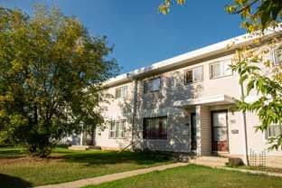 Lauderdale Manor - Photo 1 of 1