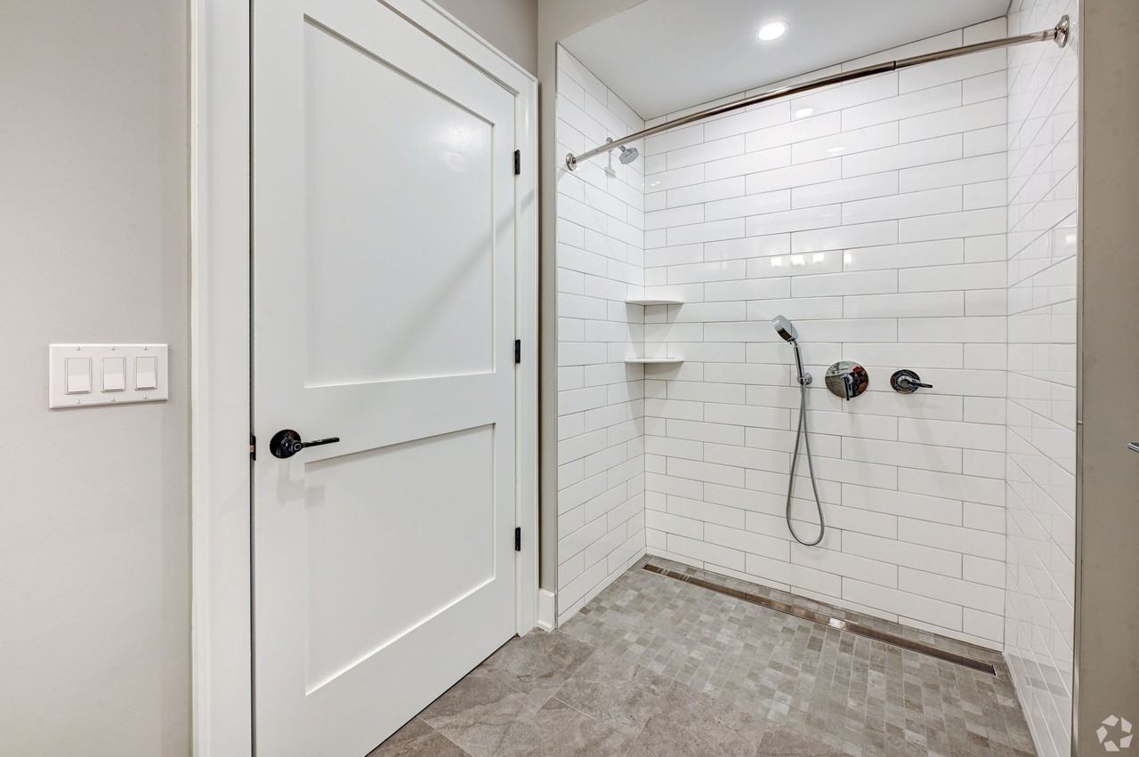 The Flats @ 85 - Photo 5 of 28
