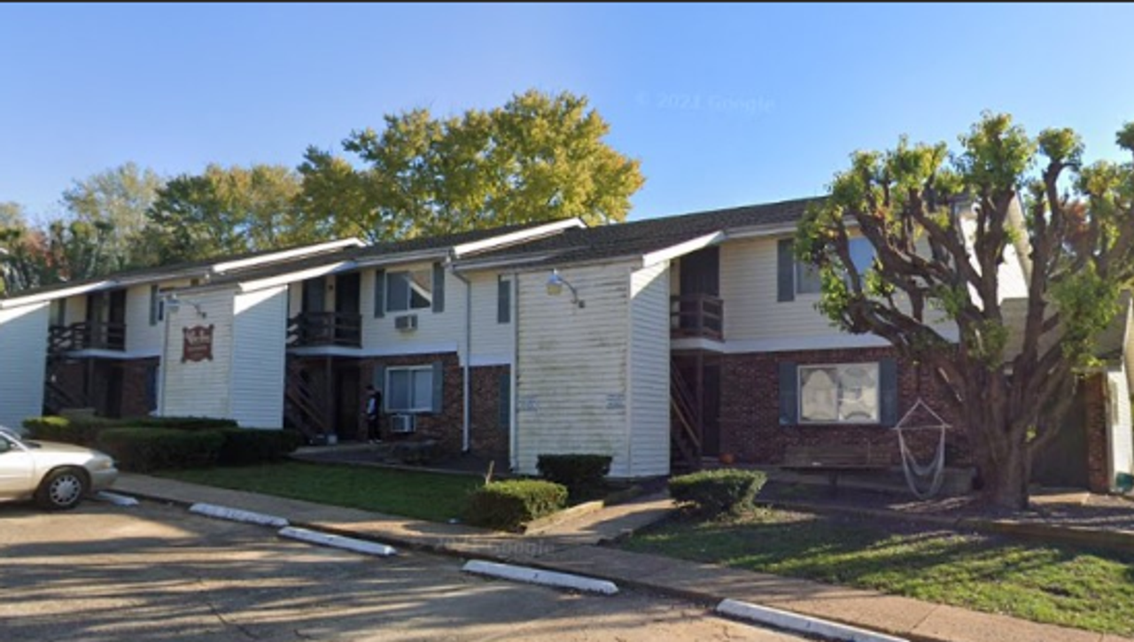 Doe Run Manor, LLC - Photo 2 of 10