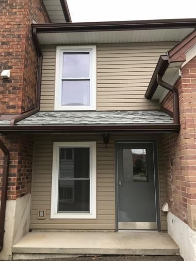 379 Erb St W Rm 3 #1-3 - Photo 2 of 7