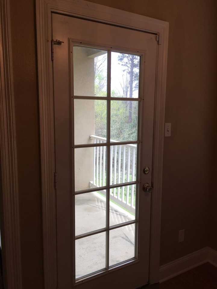 215 Penny Ln - Photo 4 of 10