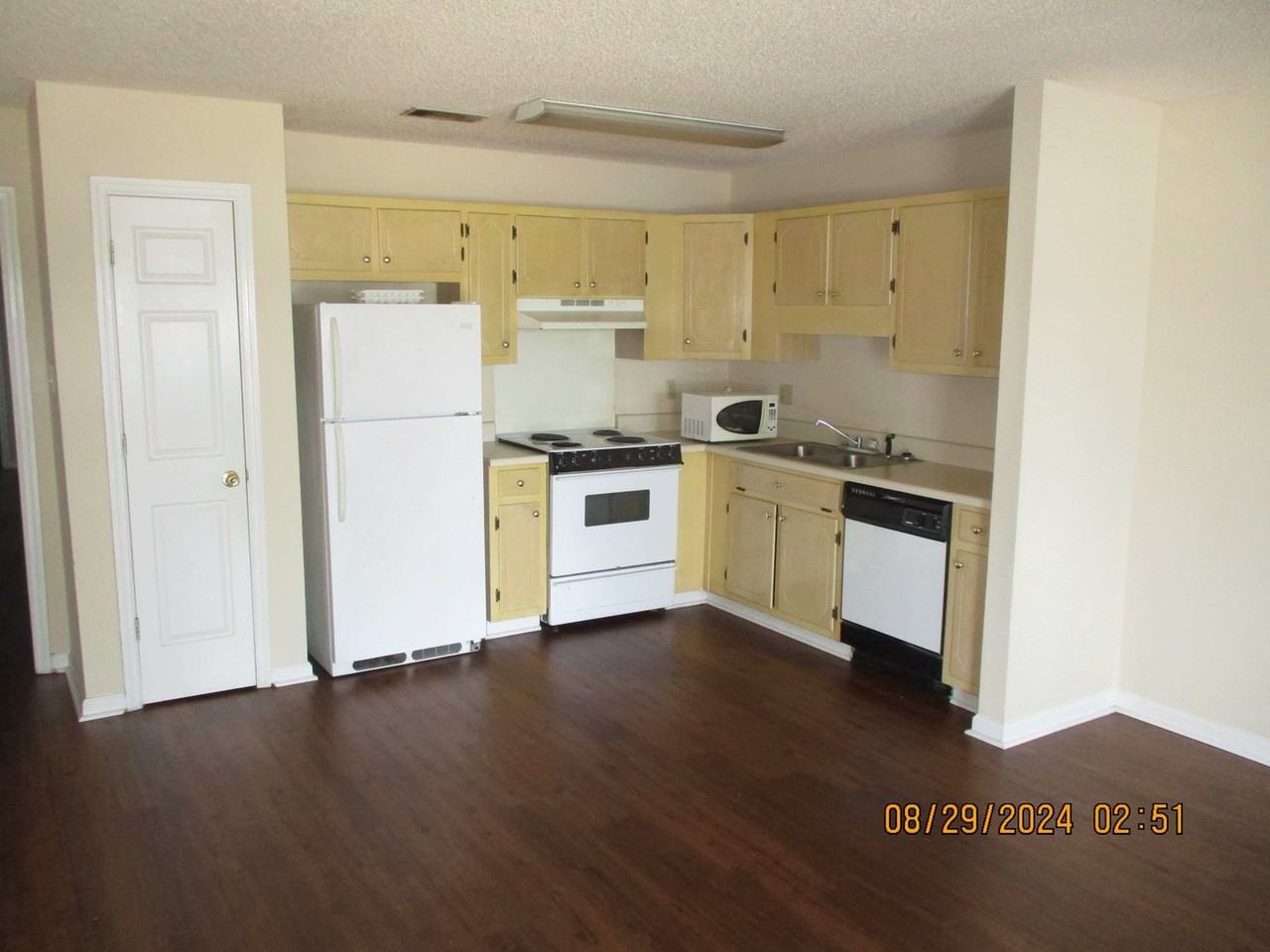 906 20th Avenue - Photo 3 of 3