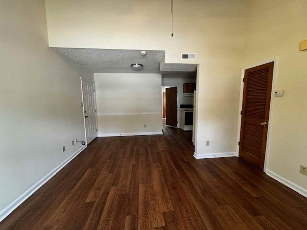 541 20th St Nw - Photo 2 of 12