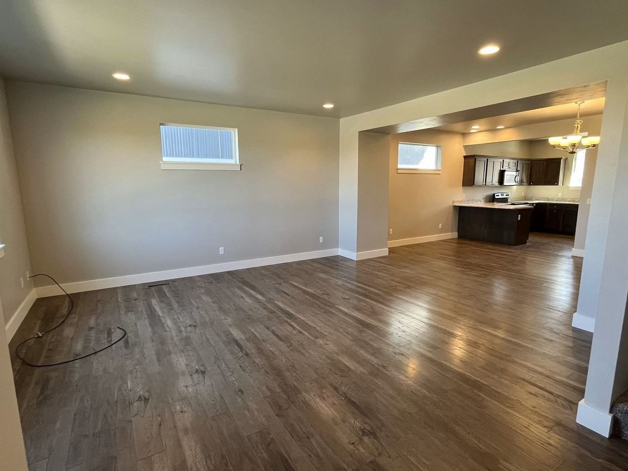 Rosa Way - Photo 3 of 17