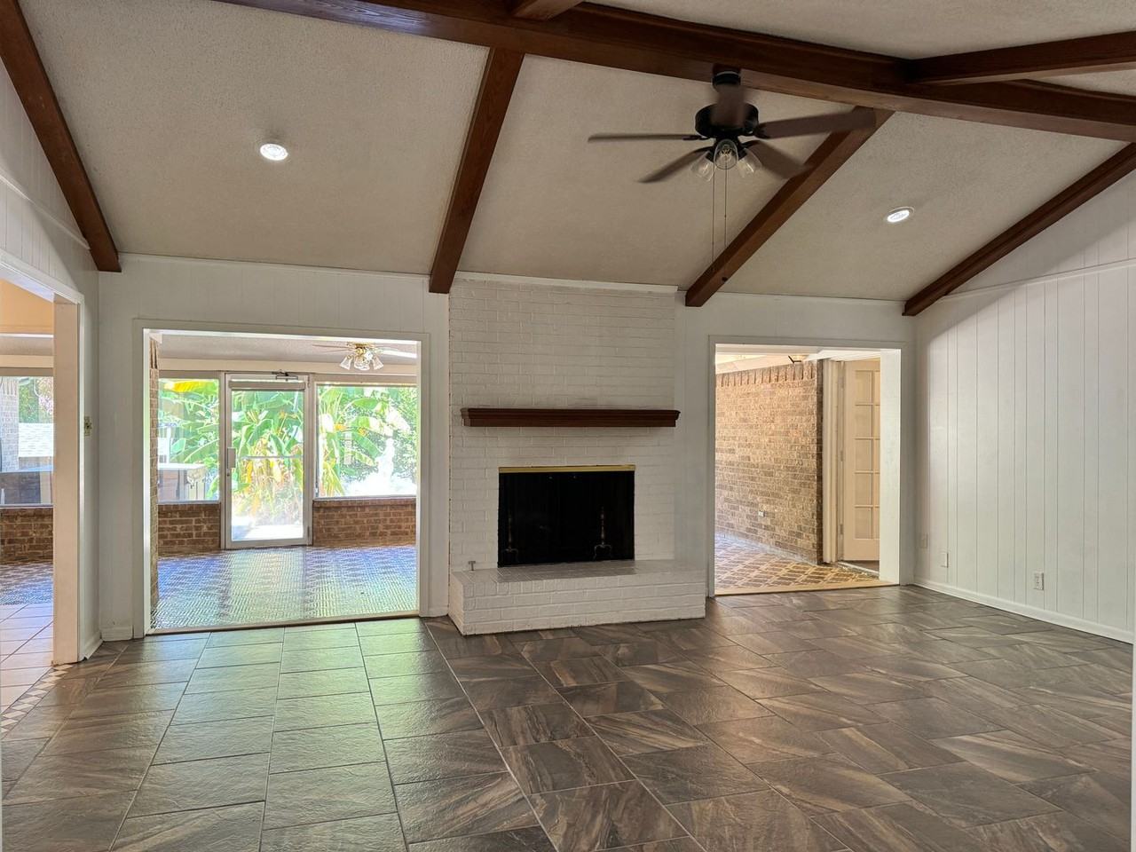 1710 Chipco Dr - Photo 6 of 40