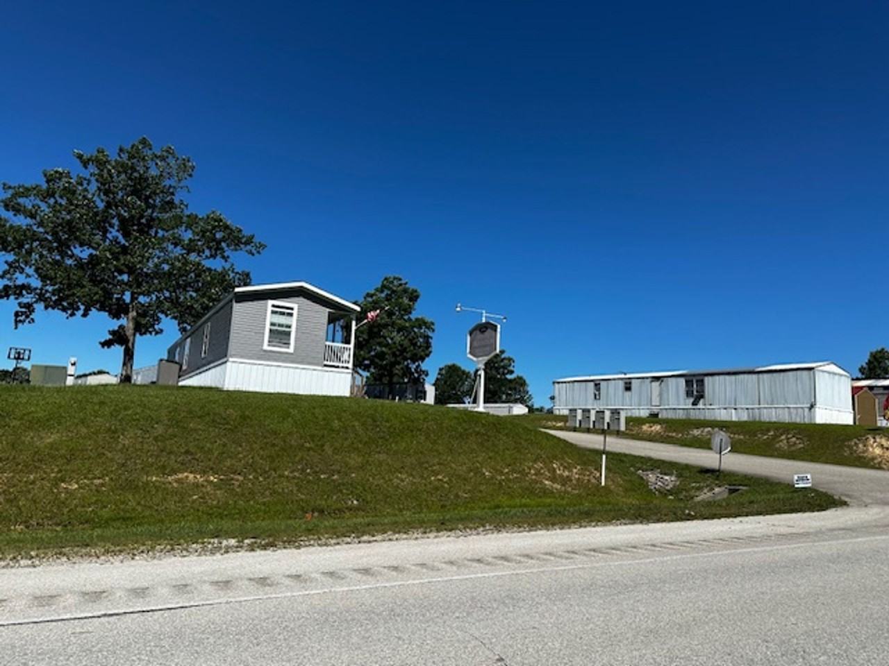 White Mountain Mobile Home Park - Photo 3 of 4