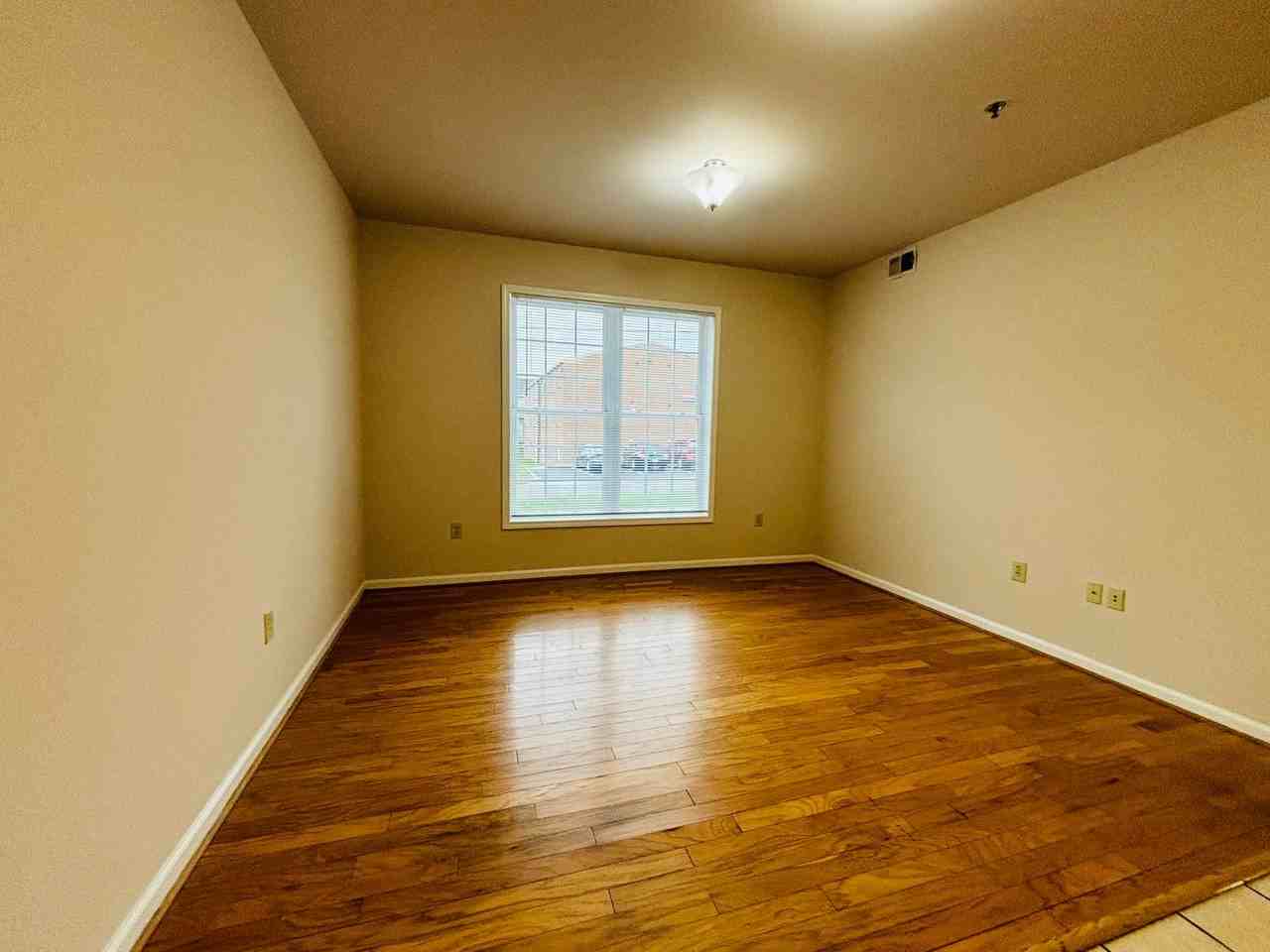 2 or 3 Bedroom, 1 or 2 Bath Apartments - Photo 7 of 32