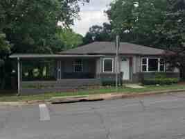 featured image of 315 Richmond Ave