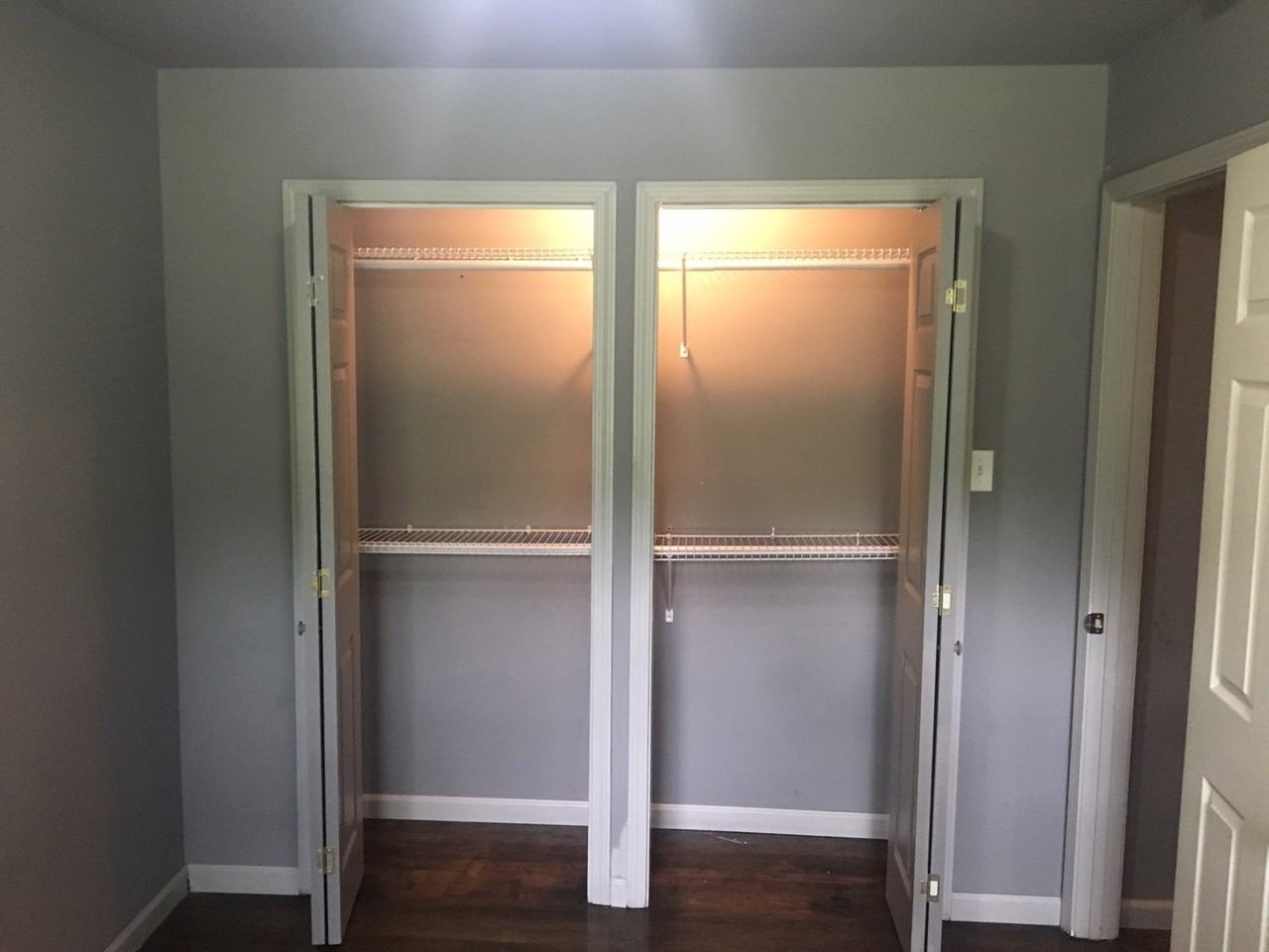 315 Richmond Ave - Photo 5 of 7