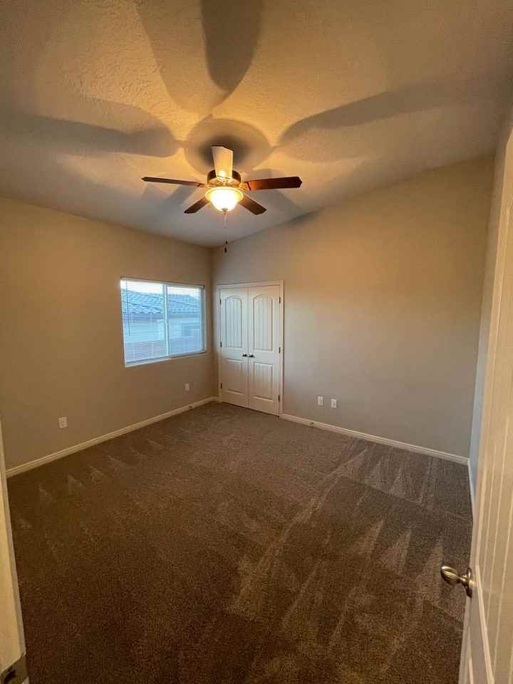 650 Dogwood Lane - Photo 6 of 28