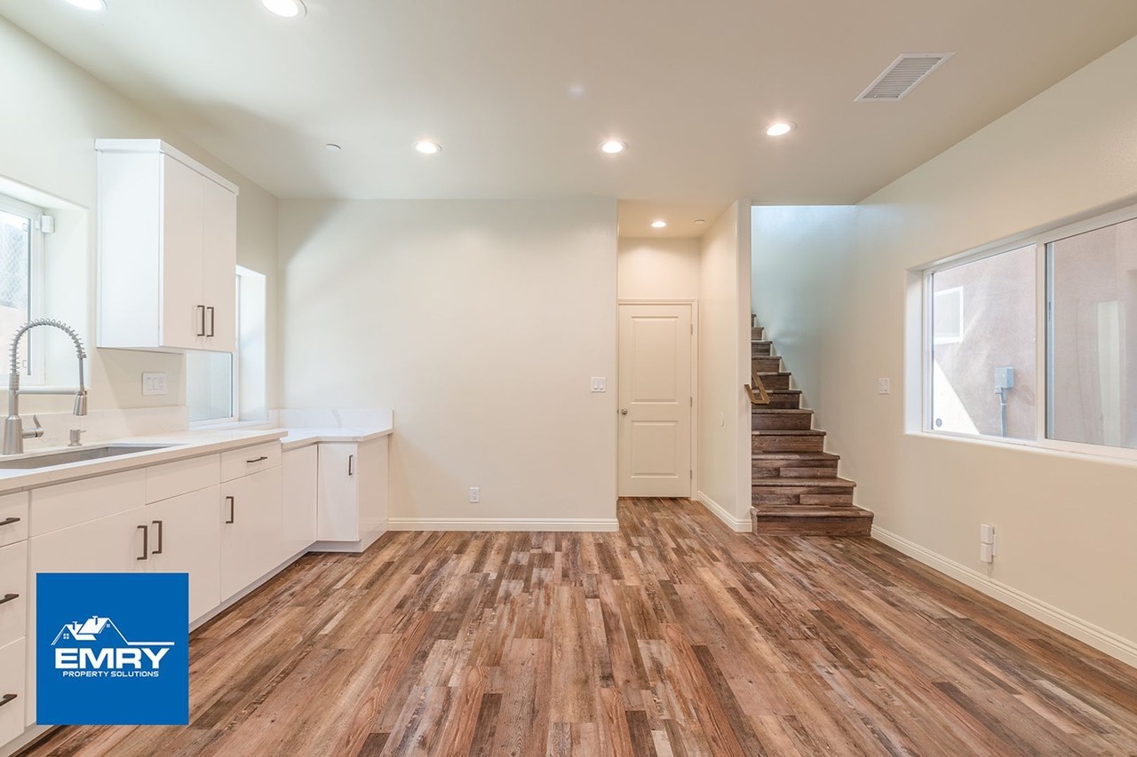 3258 Dundas St. Los Angeles, CA 90063 - Photo 2 of 21