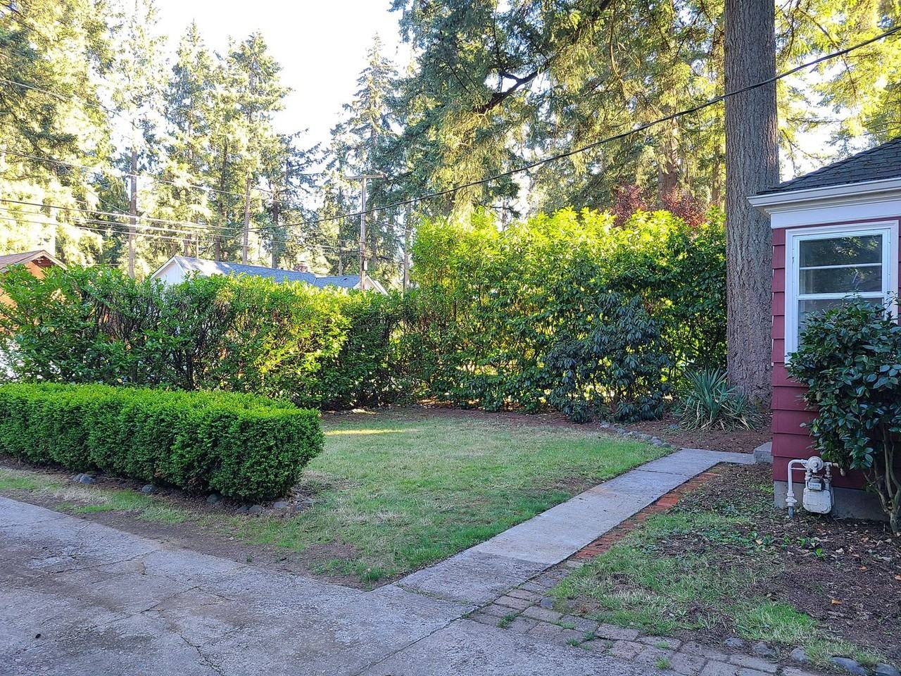 16411 Sw Inverurie Rd - Photo 3 of 14