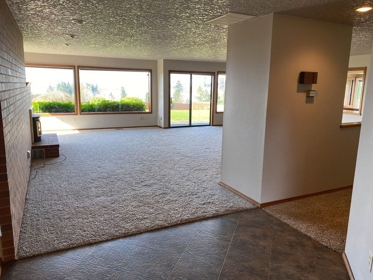 6708 Nw Dogwood Dr - Photo 3 of 33