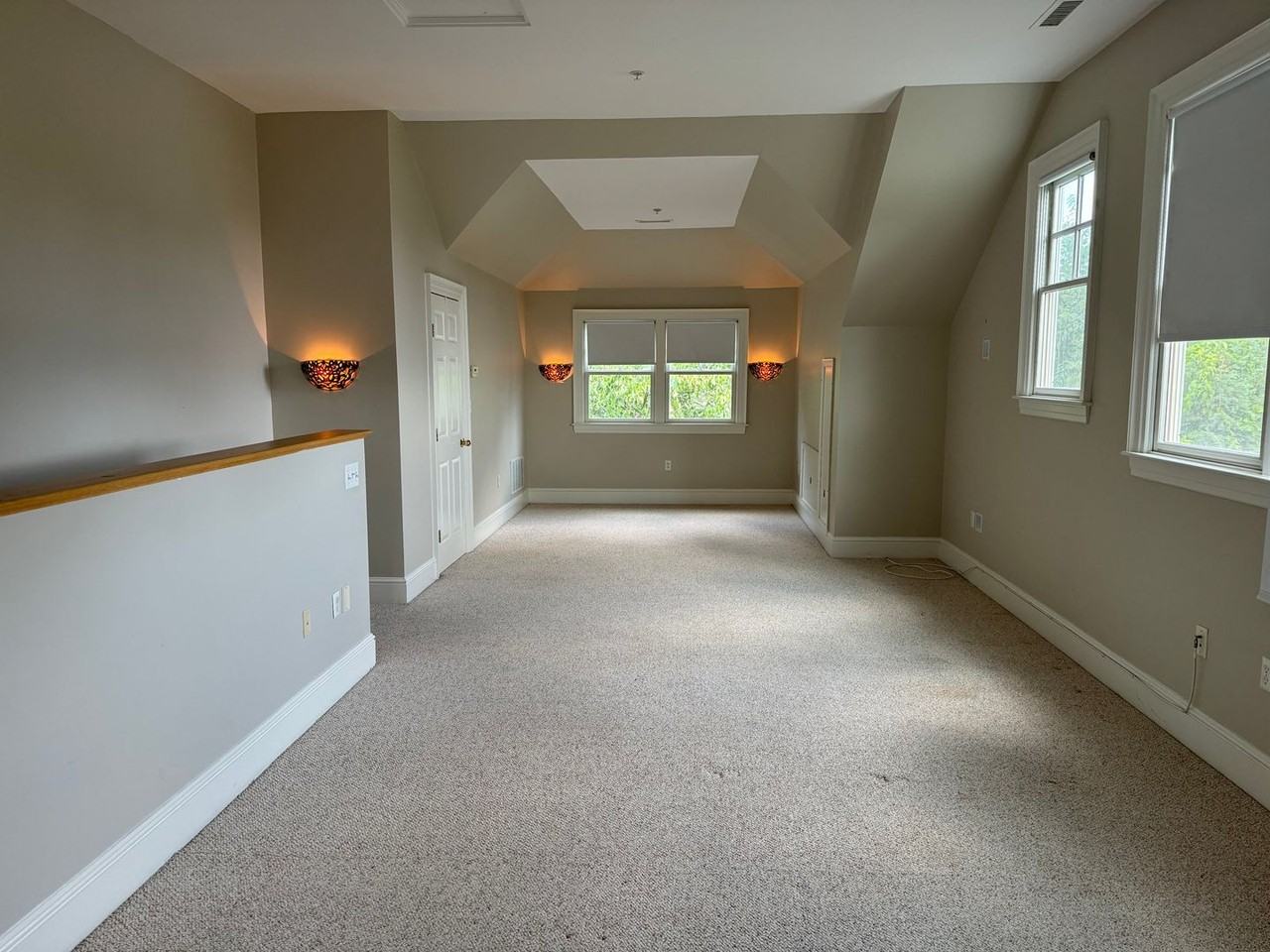 47 Intrepid Circle - Photo 4 of 17