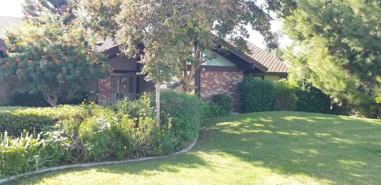 5107 Hollis St - Photo 2 of 24