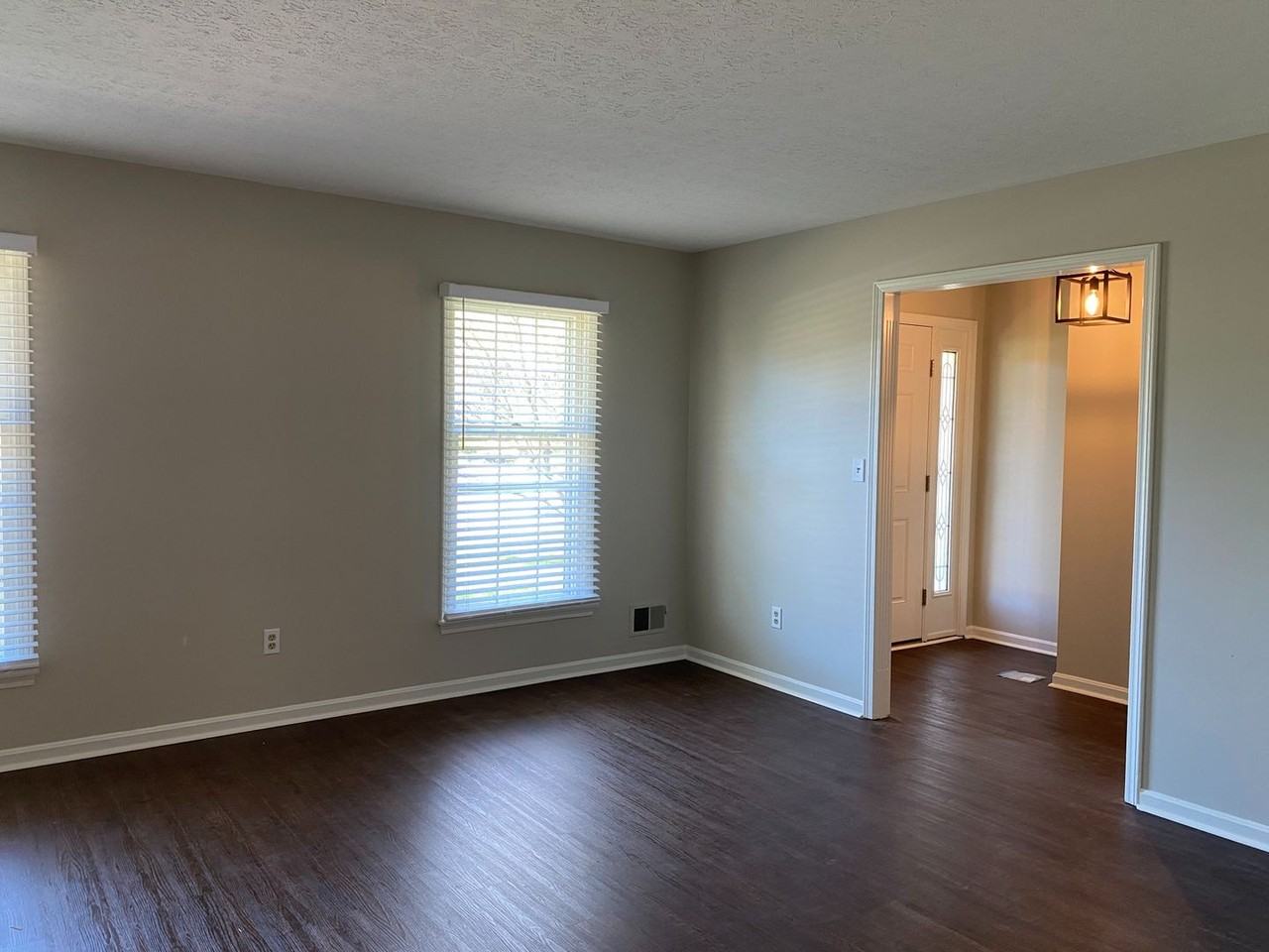 6802 Penwern Ct - Photo 6 of 25