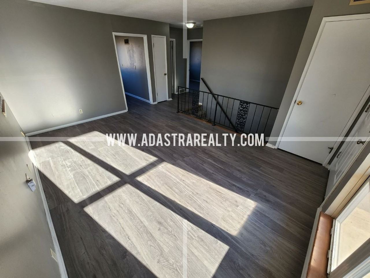 9415 Ballentine St - Photo 3 of 18
