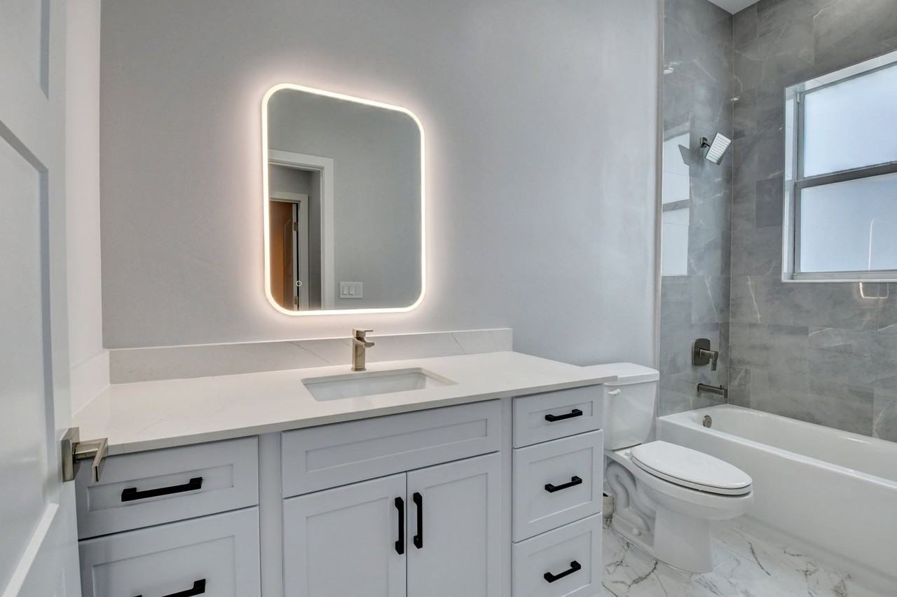 5001 Northwest 3rd Avenue - Photo 3 of 46