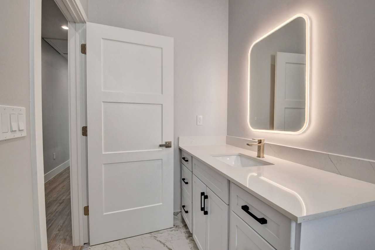 5001 Northwest 3rd Avenue - Photo 5 of 46