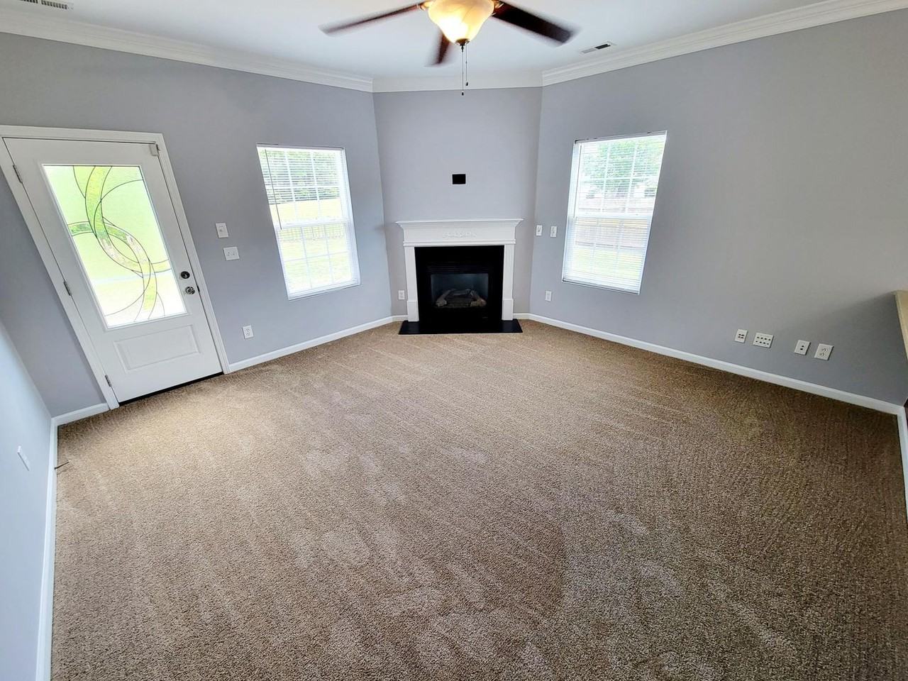 1322 Ingle Ct - Photo 6 of 25